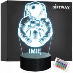 Lampka Nocna LED Statuetka Astronauta na Prezent Grawer v.2