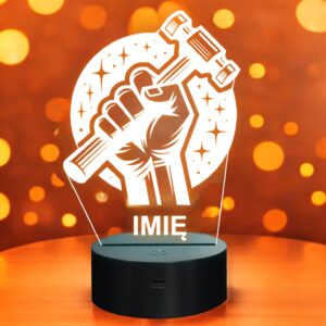 Lampka Nocna LED Statuetka Ręka Młotek Stolarz Budowa na Prezent Grawer v.1
