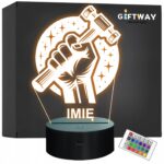 Lampka Nocna LED Statuetka Ręka Młotek Stolarz Budowa na Prezent Grawer v.1