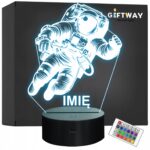 Lampka Nocna LED Statuetka Astronauta na Prezent Grawer v.3