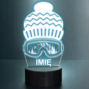 Lampka Nocna LED Statuetka Okulary Sporty Zimowe Czapka na Prezent Grawer