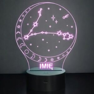 Lampka Nocna LED Ryby Znak Zodiaku Horoskop z Imieniem Prezent Grawer