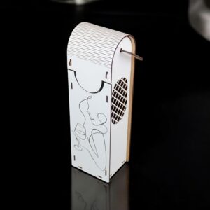 Skrzynka na Wino Alkohol na Urodziny Wesele Ślub na Prezent - Kobieta z Winem