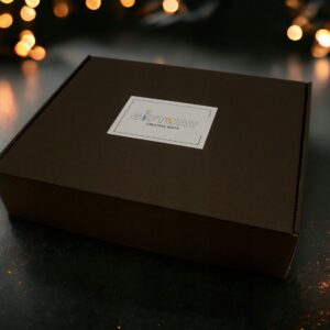 Akrylowa Statuetka z Okazji Ślubu Para Młoda Personalizowana na Prezent v.2