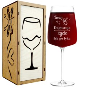 Kieliszek do Wina z Grawerem Degustuje Życie na Prezent 600ml