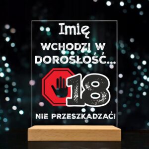 Akrylowa Statuetka z Okazji 18 Urodzin Osiemnastka Personalizowana Prezent