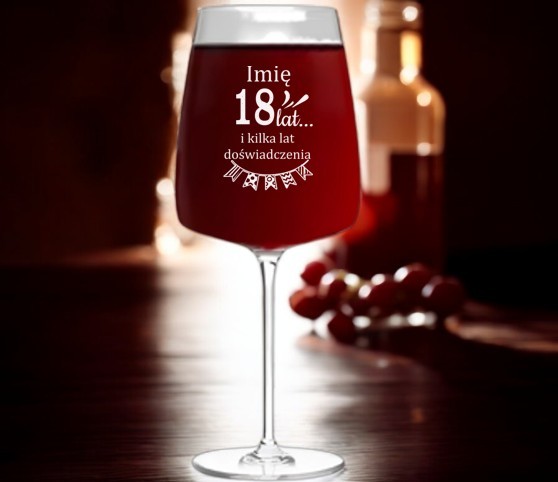 Kieliszek do Wina z Grawerem 18 Lat na Prezent 600ml Kieliszek do Wina z Grawerem 18 Lat na Prezent 600ml