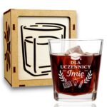 1 szklanka z grawerem dla uczennicy z laurem 1 sdwa0490