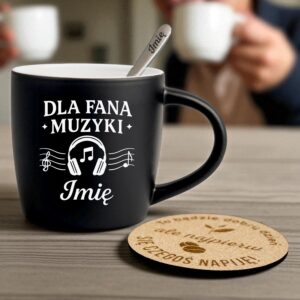 2 kubek z imieniem dla fana muzyki z balonami i ozdobami 1 kzgc0031