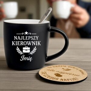 2 kubek z imieniem dla kierownika z laurem 1 kzgc0048