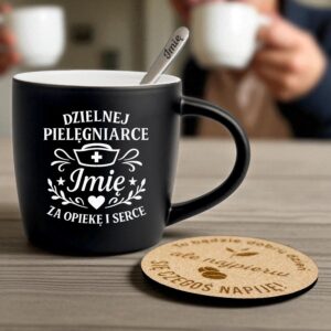 2 kubek z imieniem dla pielegniarki z balonami i ozdobami 1 kzgc0079