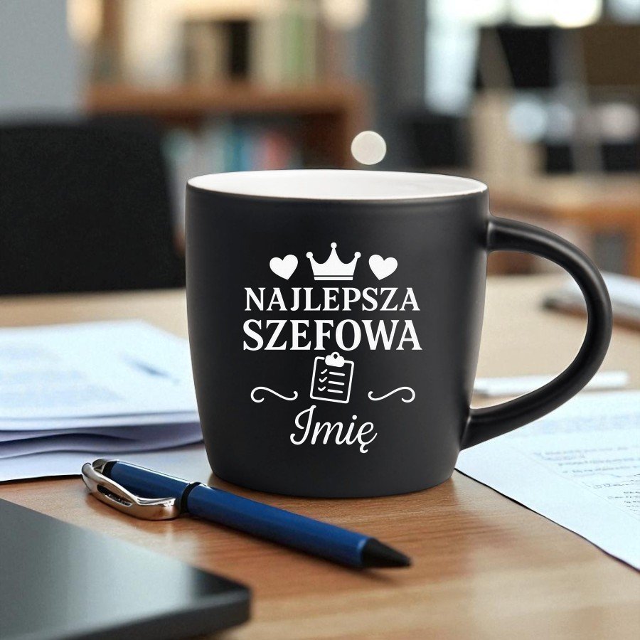 3 kubek z grawerem dla szefowej z sercami i korona 1 kzgc0123 3 kubek z grawerem dla szefowej z sercami i korona 1 kzgc0123