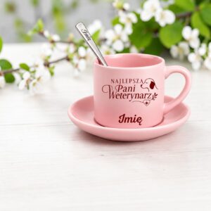 3 filizanka rozowa z yzeczka i talerzykiem personalizowana dla pani weterynarz rozbudowany 1 filr0076